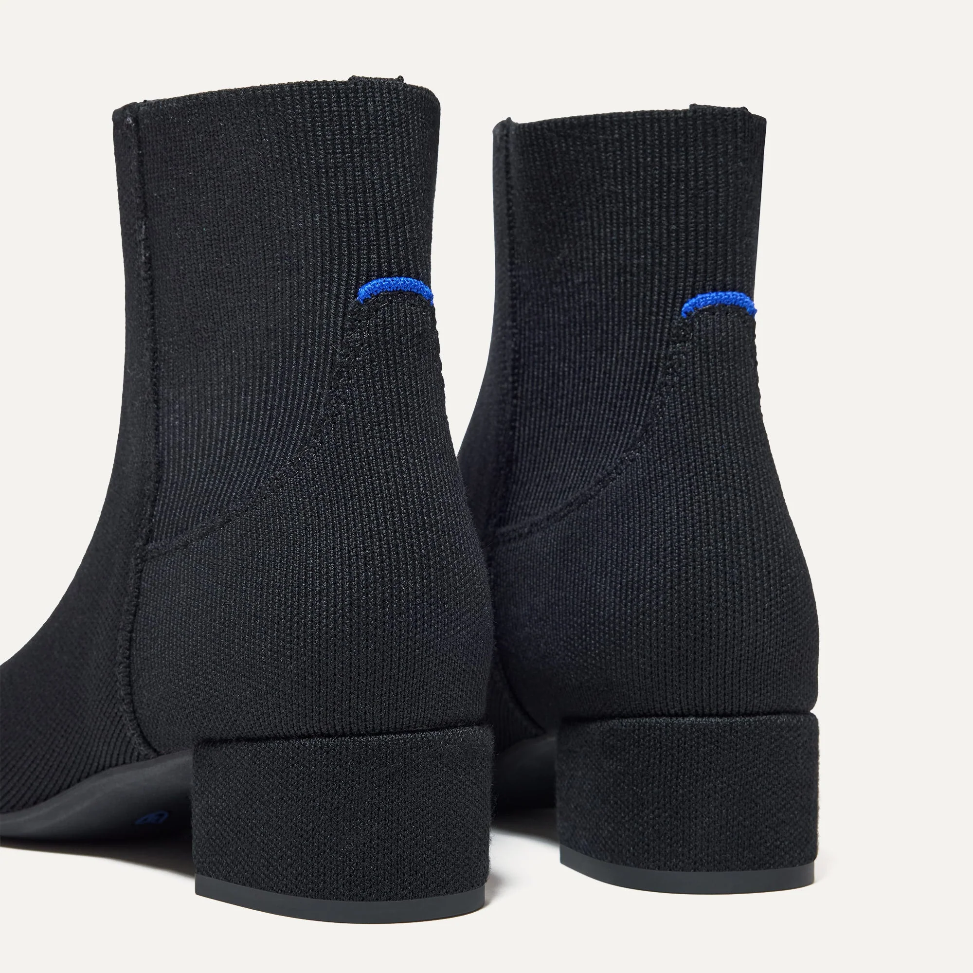 The Classic Boot - Black - Image 5
