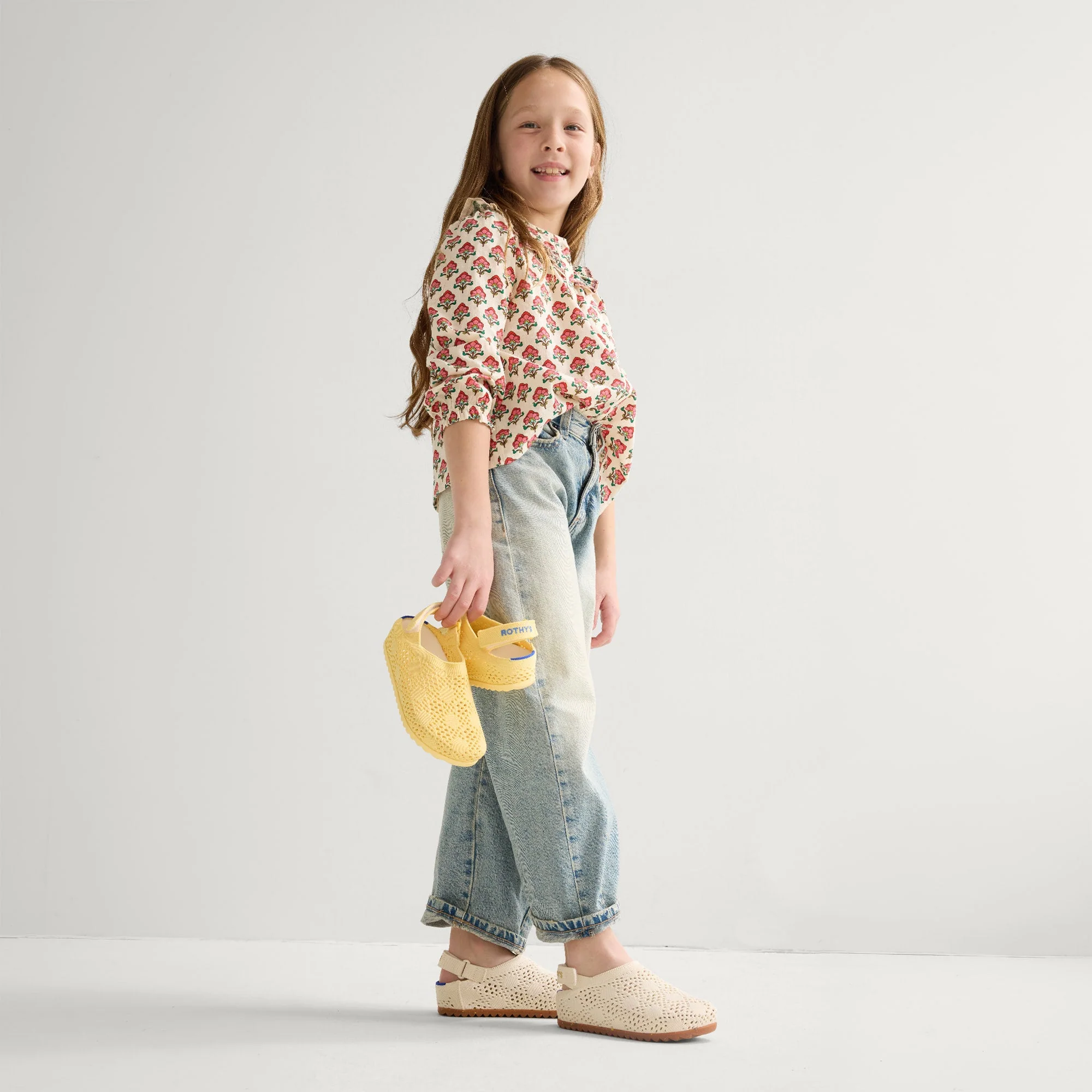 The Kids Clog - White Crochet - Image 3