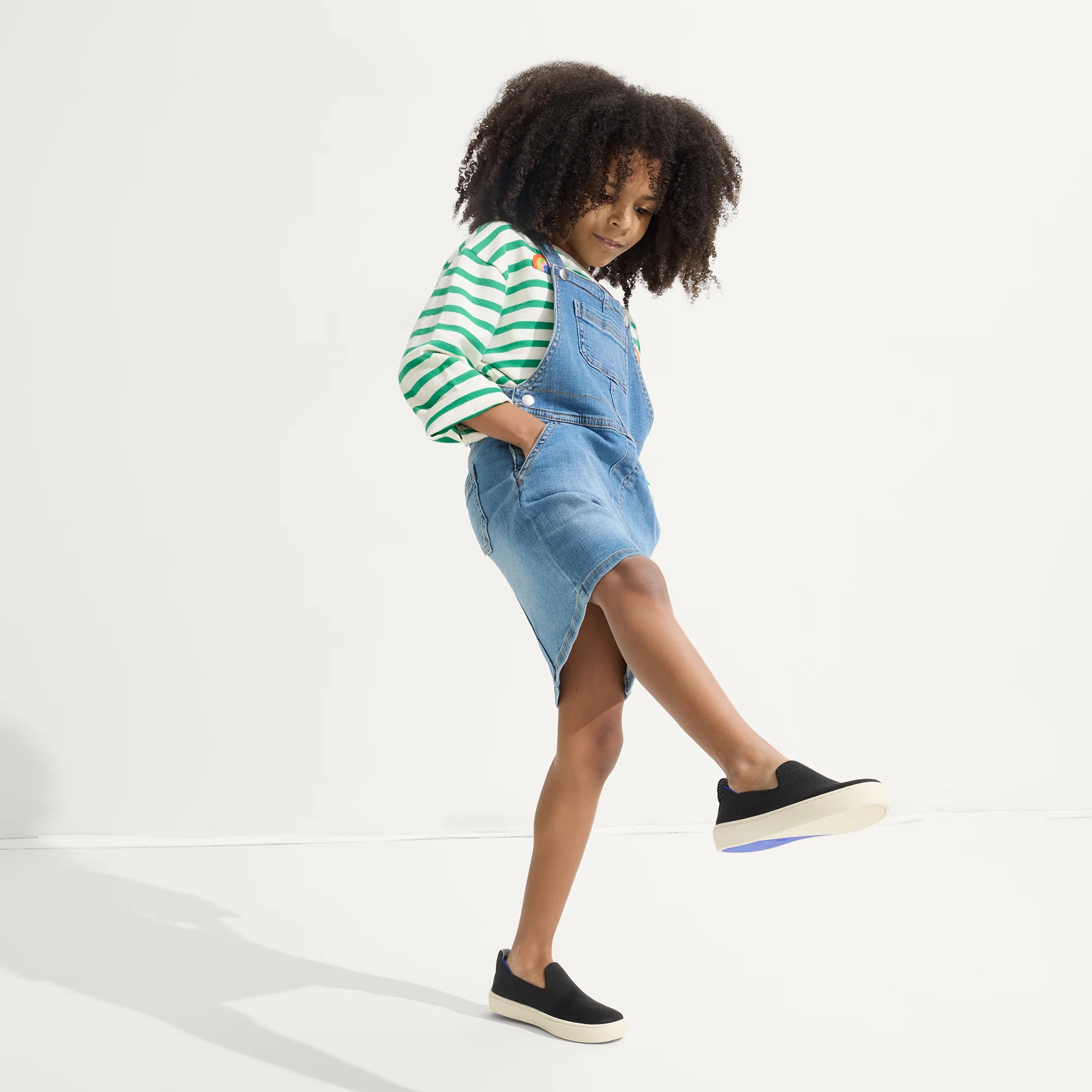 The Kids Sneaker - Black - Image 3
