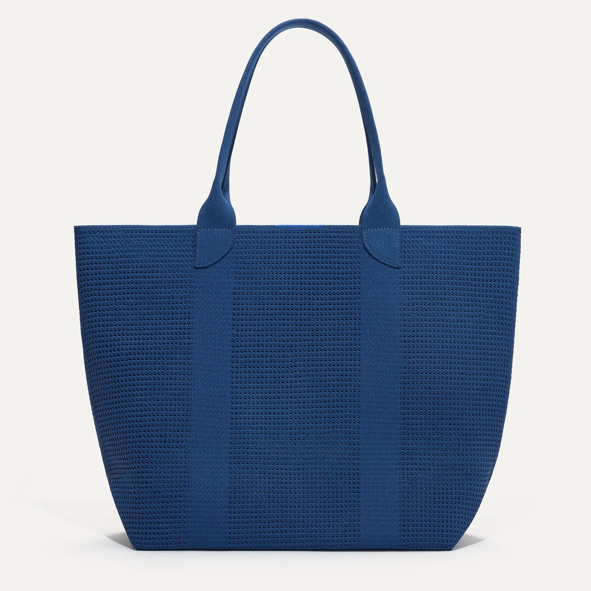 The Lightweight Tote - Image 30